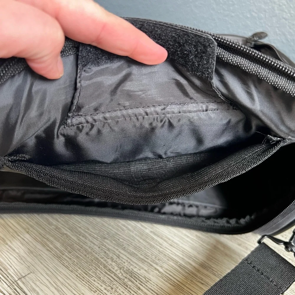EUC!!! Eddie Bauer Charcoal and Black Carry On Travel Bag